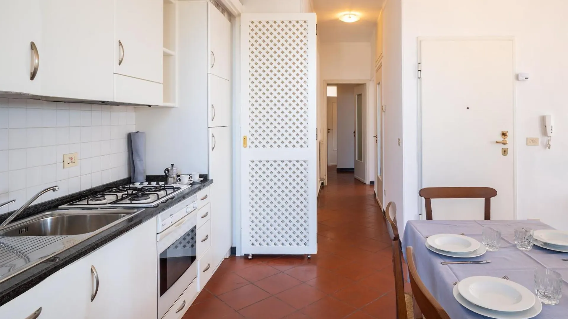 Il Veliero, Sea View Apartment Bordighera Italy